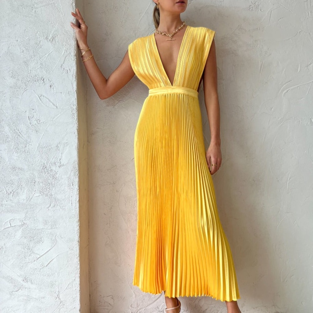 L'IDÉE Gala Gown [NWT] – Canary Yellow, Plissé, Pleated, Evening Gown